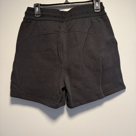 Lululemon Black Scuba Hi Rise Short 8 NWT - Picture 5 of 5